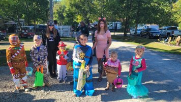 Kids and families out trick or treating at Triple R Camping Resort