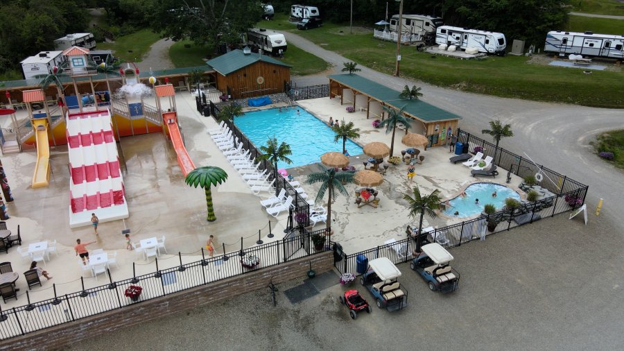 aquatics area at Triple R Camping Resort in Western NY