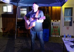 Singer at Labor Day Weekend 2018 at Triple R Campground in Western NY