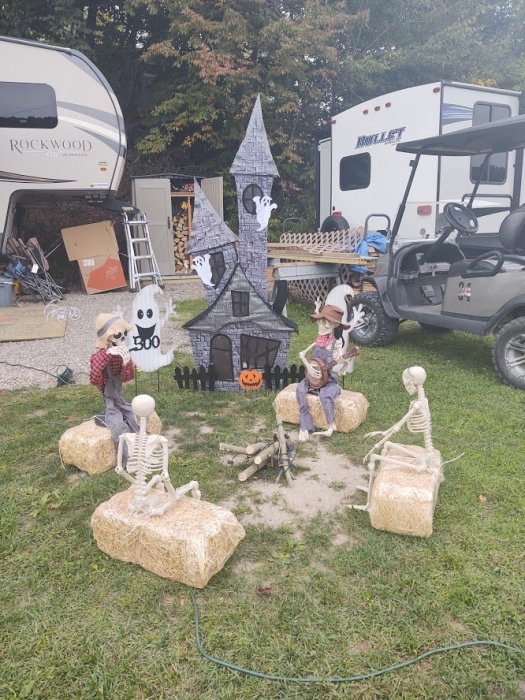 Site decorated with Halloween Decorations at Triple R Camping Resort