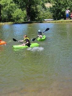 Kids Kayaking at Triple R pond