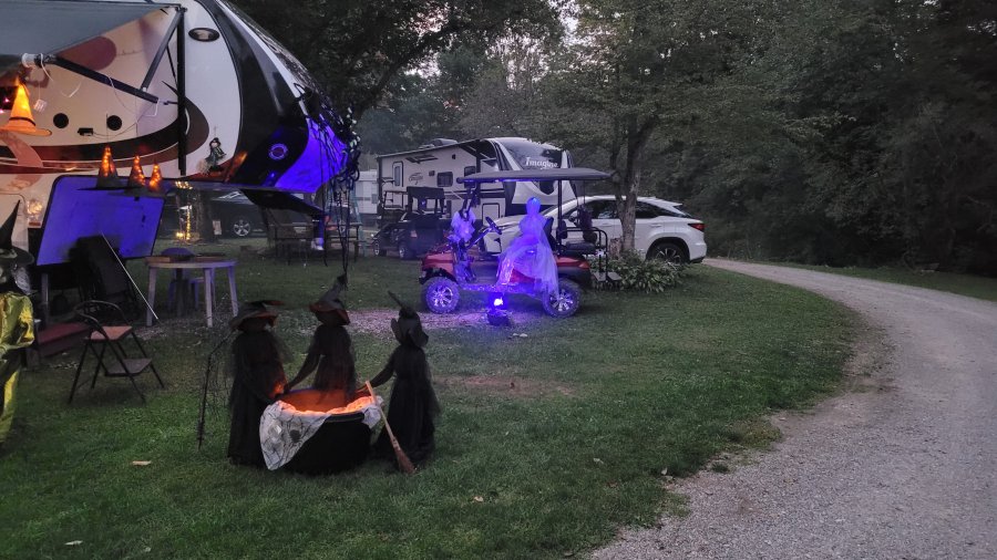 Site decorated with Halloween Decorations at Triple R Camping Resort