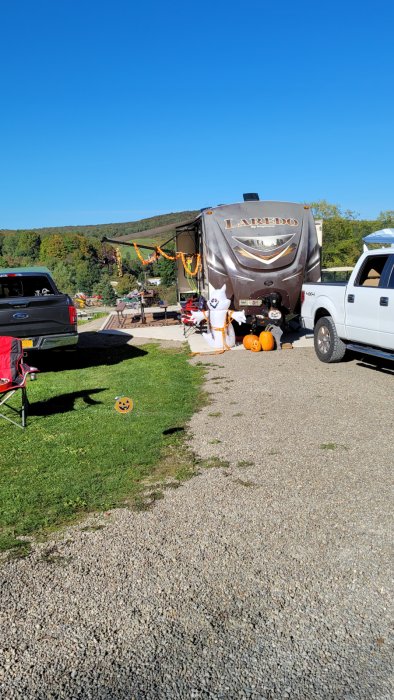 Site decorated with Halloween Decorations at Triple R Camping Resort