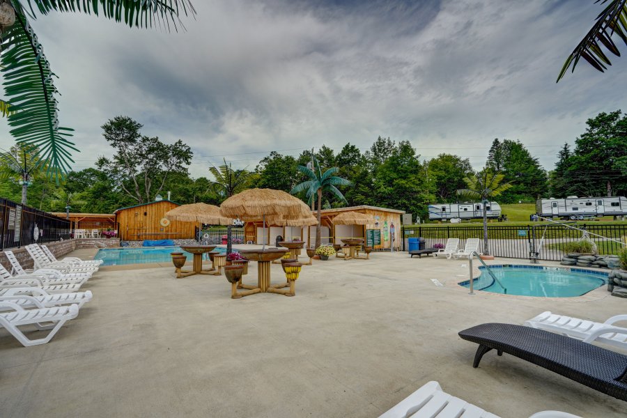 hot tub spa at Triple R Camping Resort a campground in WNY